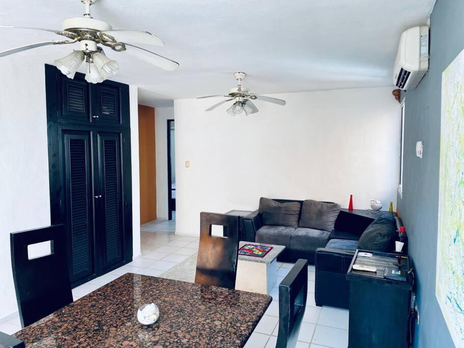 Punta Me Apartments & Rooms Near The Punta Sam Ferry Beach Cancun Exterior photo
