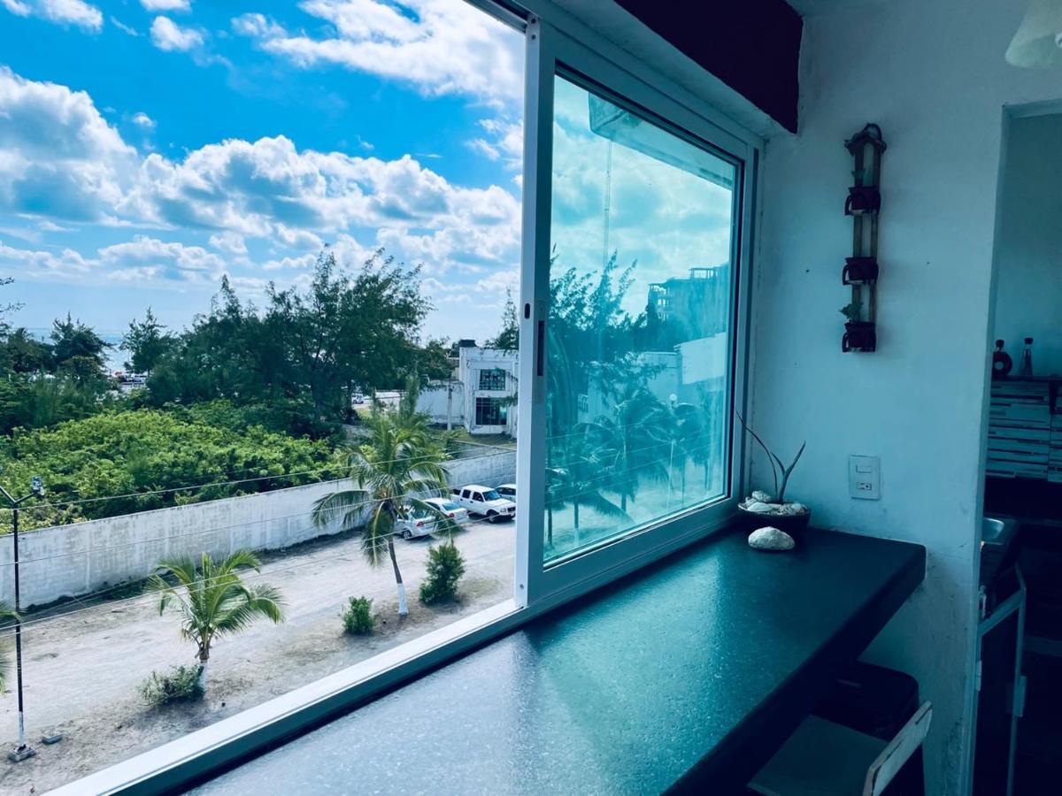 Punta Me Apartments & Rooms Near The Punta Sam Ferry Beach Cancun Exterior photo